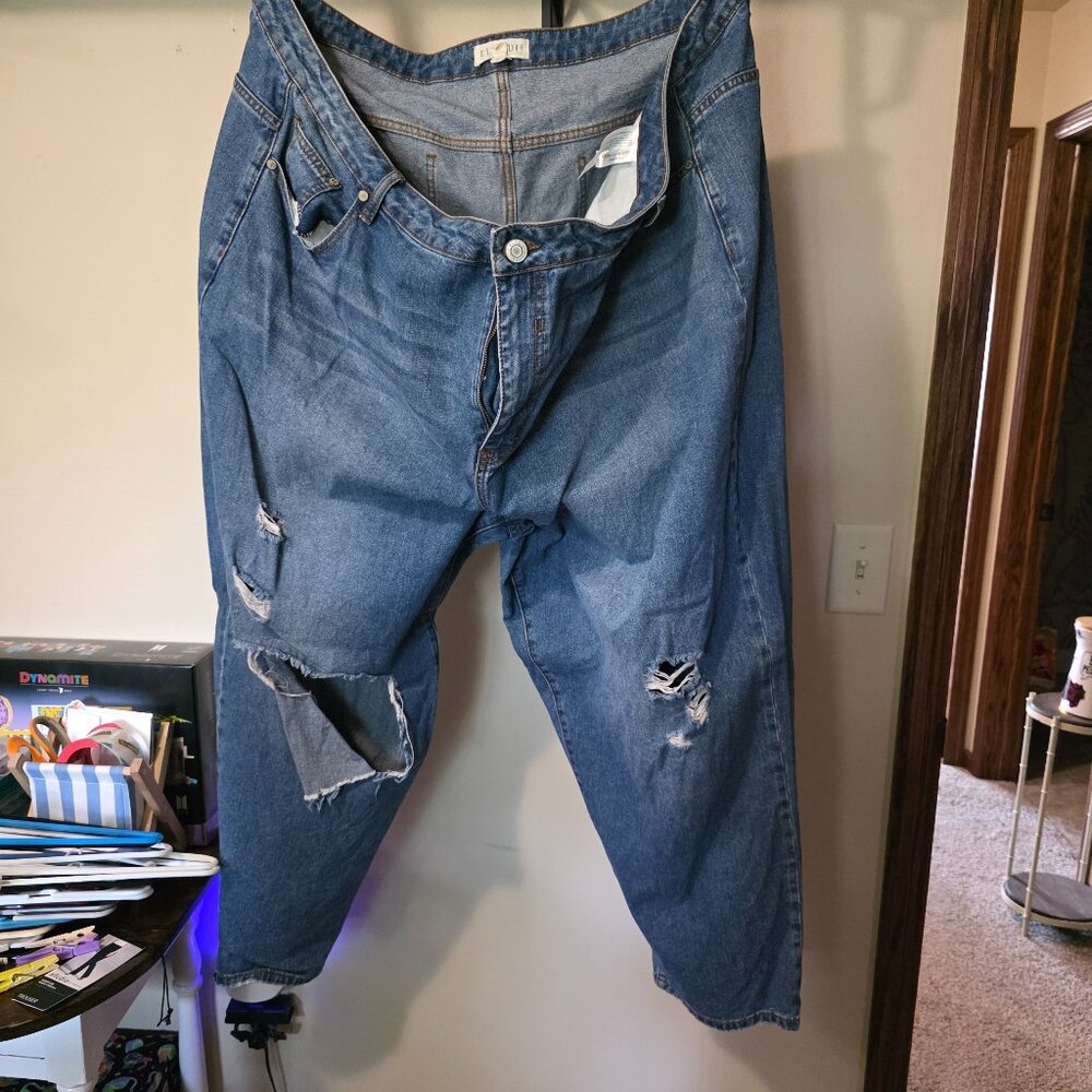 Eloquii 26 ripped light jeans
